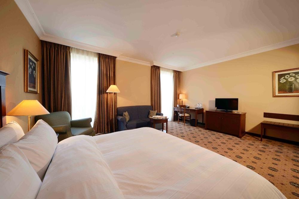 Lotte City Hotels Tashkent Palace Exteriör bild