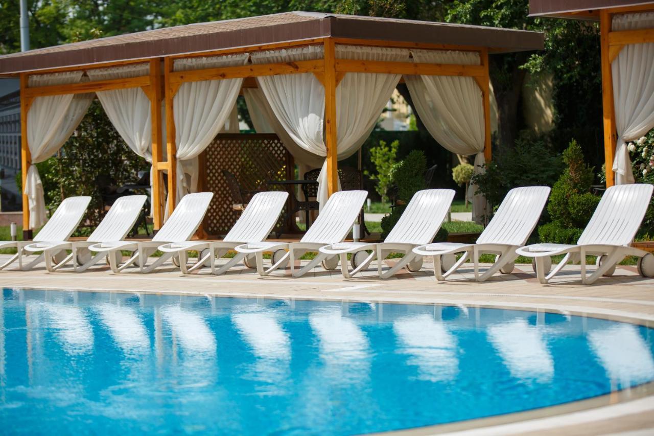 Lotte City Hotels Tashkent Palace Exteriör bild